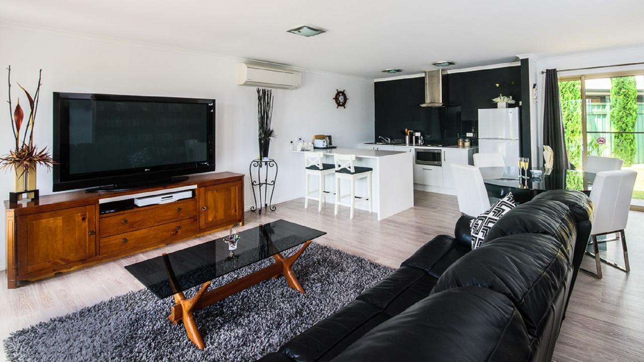Lure Bed And Breakfast Normanville Εξωτερικό φωτογραφία